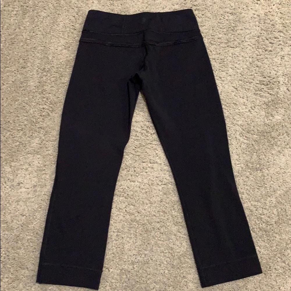 Cropped lulu yoga pants